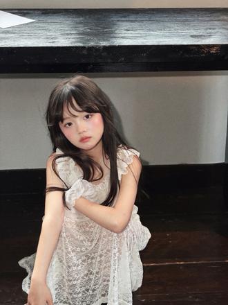 她是一个累了从来不喊累从来不会跟妈妈撒娇孩子，我多希望她别那么懂事