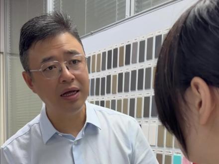 下班强制开会无加班费！ 主管笃定员工不敢辞职，老板直接出手！你有没有遇到下班临时开会？评论区说说⬇️