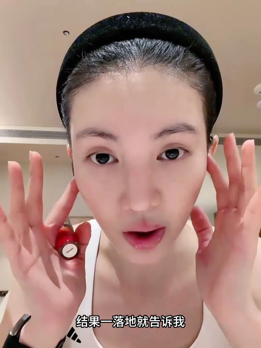 金晨：学校倒闭了🙀学费还没退🤦
