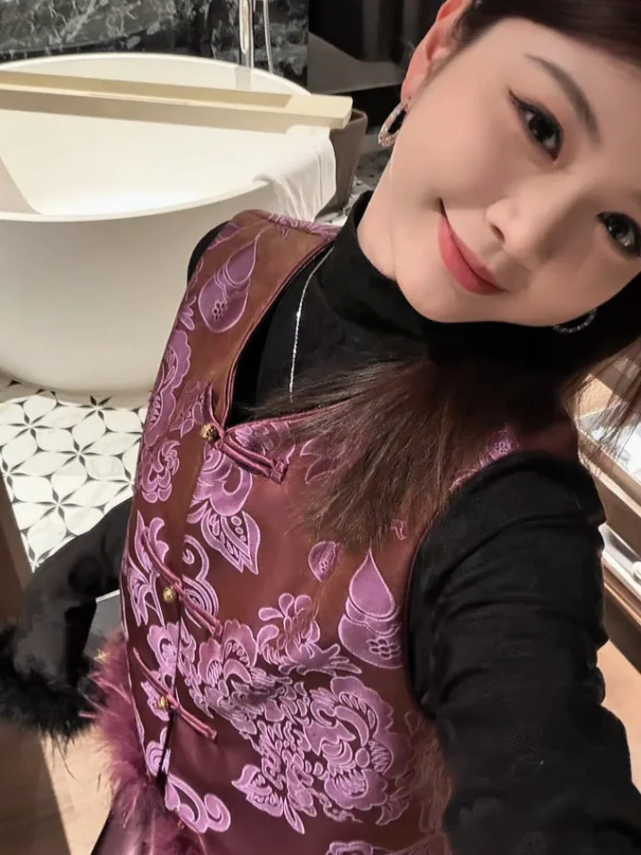 紫色毛毛马甲还有少量现货哟💜💜💜