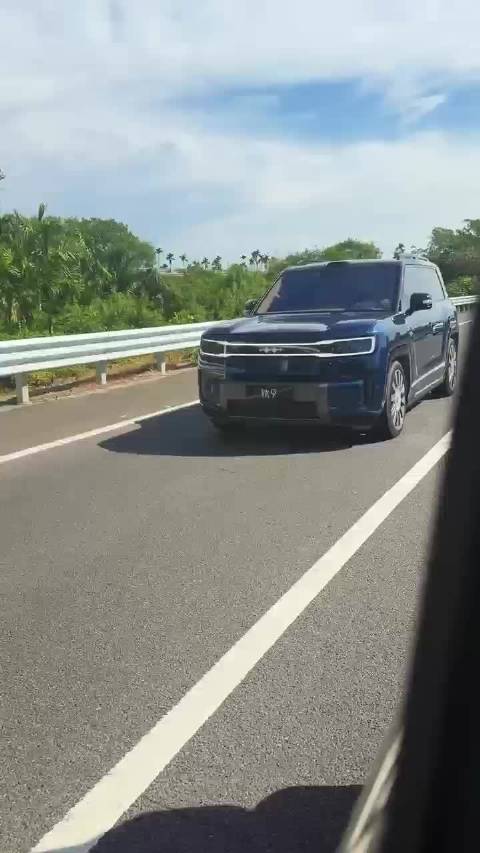钛9实车路测，气场真足，大家说帅不帅