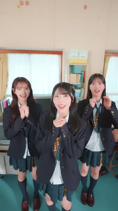 【视频】#AKB48[超话]##伊藤百花[超话]##佐藤绮星[超话]##八木爱月[超话]# 明天 M
