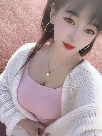我也不想发作品，可是前男友要看，他对象也要看，我一天不发他们就没看的🙈