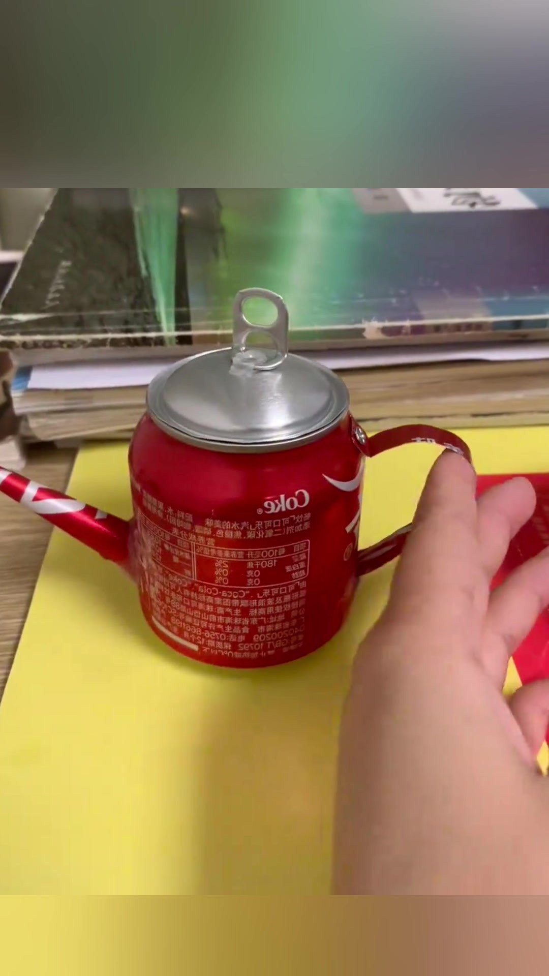 用可乐罐做的茶壶，也是很有生活了，网友：怎么做到不漏的