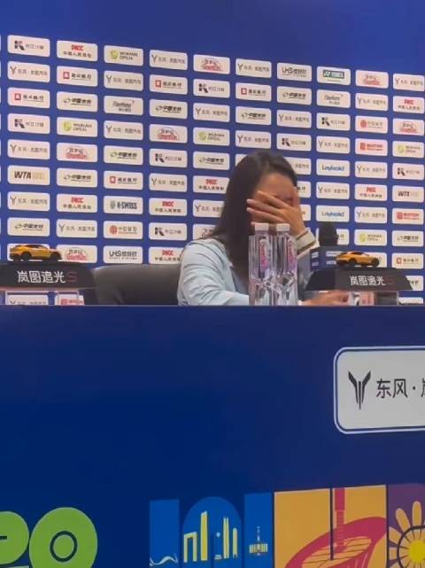 从首盘溃败到挽救赛点实现翻盘，郭涵煜拿下生涯WTA1000正赛第二胜，赛后吐露心事