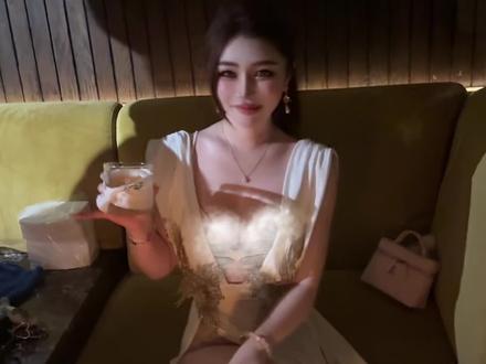 我需要新的人爱上我 上一批爱我的人已经开始恨我了