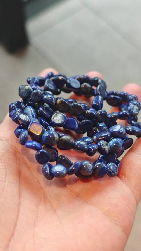 这个一共6条，做个特价，35一条！天然青金石