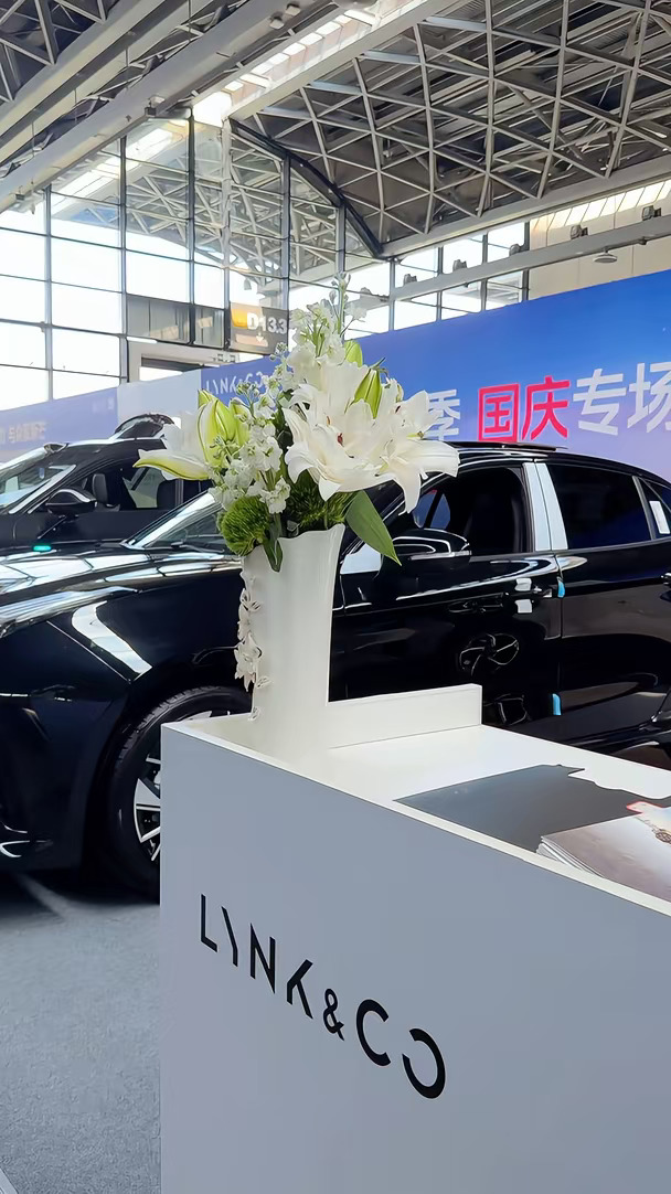 来看看领克车展都有什么车～