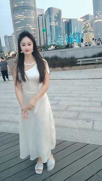 爱笑的女孩最好命