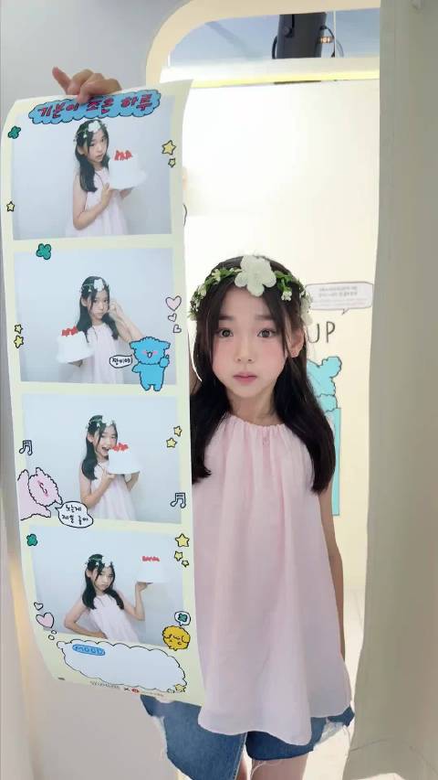 #小酒窝捐的旧衣服都是新的# 小酒窝太可爱啦，那么小就这么有爱心，果然在爱里成长的女孩子都那么善良 