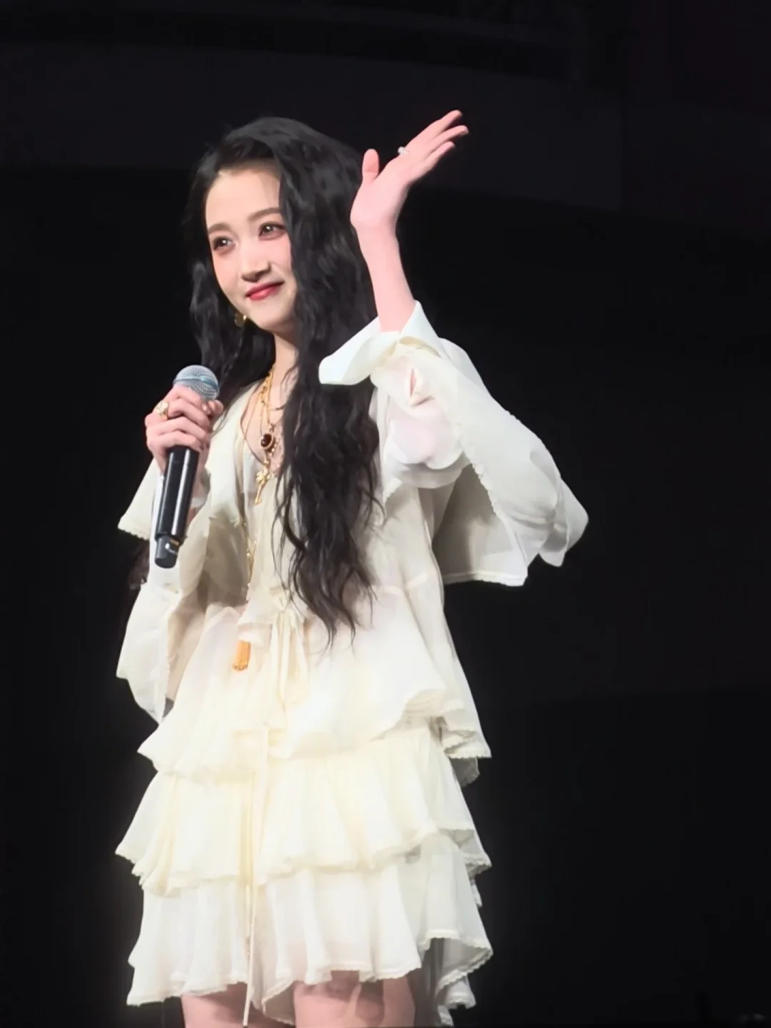 宋雨琦广州演唱会的嘉宾是关晓彤！