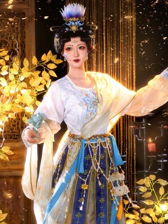 当一名coser第一次尝试华改cos服...