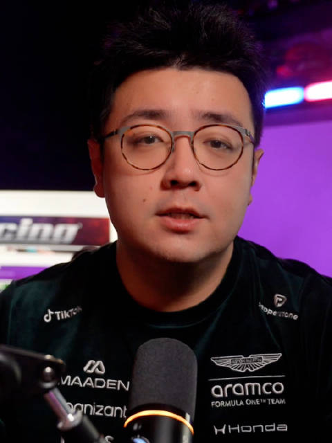 如何与四届世界冠军维斯塔潘同场竞技？ #f1##F1[超话]##模拟赛车##维斯塔潘# ​