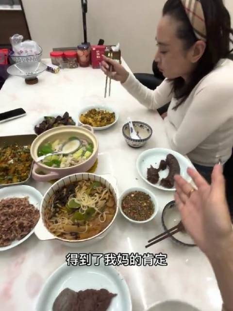 晋妈和李勒优，曾经关系有多好，现在就多唏嘘啊！