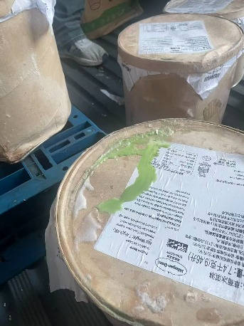 【客户反映#价值1万2哈根达斯融化顺丰赔2千#，顺丰：维持两千元赔偿方案】#顺丰回应价值1万2哈根达