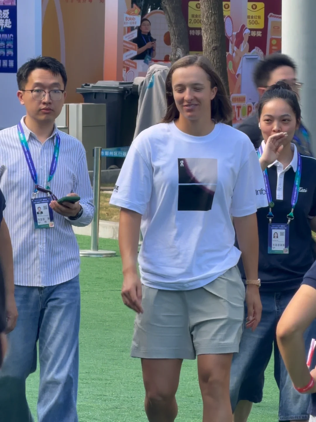 终于见到斯瓦泰克来签售啦