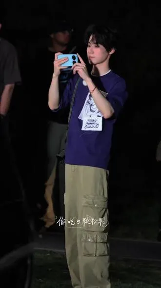 微微颤抖的镜头是我呼之欲出的心跳