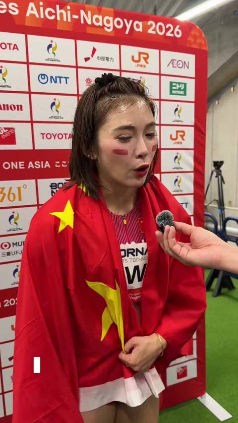 #亚运会[超话]##吴艳妮自曝全运会后身体亮红灯#看完采访心里五味杂陈。全运会之后身体严重透支，大强