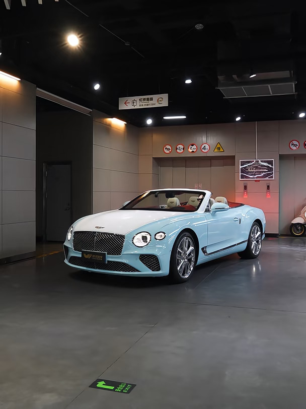 宾利欧陆GTC