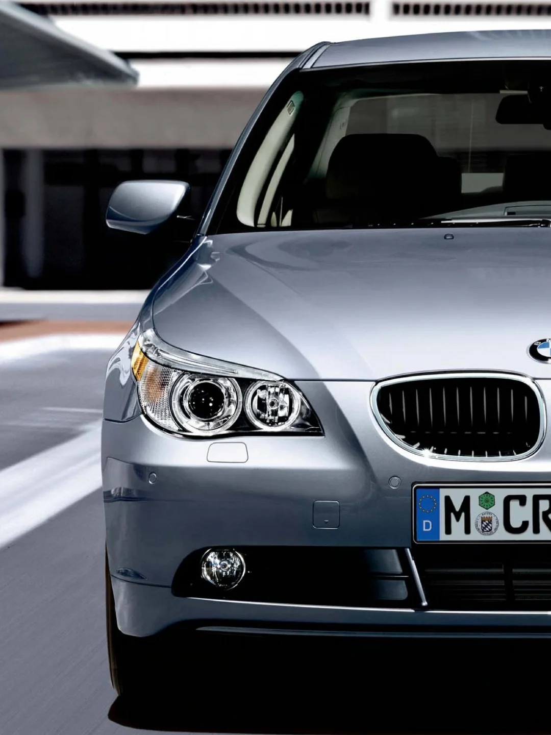 BMW-Serie-5 E60 最美鹰眼宝马5系