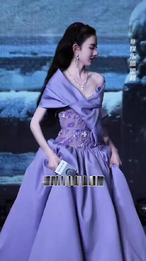 #宋祖儿不用艺名了#其实我觉得真名比一名好听一点 只要粉丝能记住，我觉得都无所谓 ​