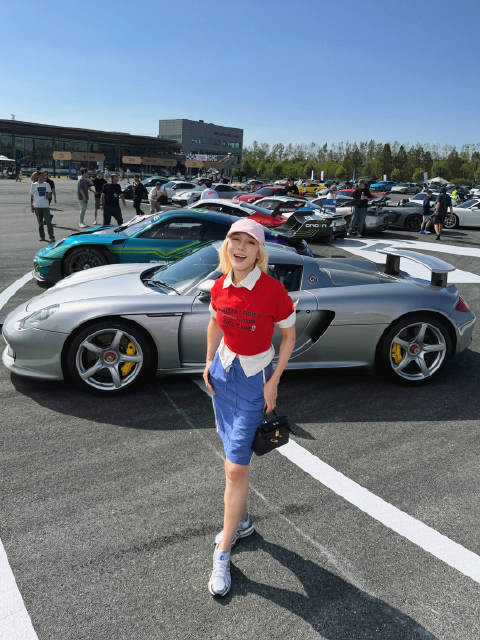 Vlog ｜保时捷尽享跑车日💭 波子迷的赛道狂欢我来了！ 在开了GT3 RS Manthey Kit