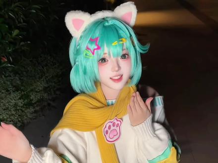 起猛了，小乔在楼下跳舞！