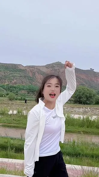 阿里山的姑娘美如水