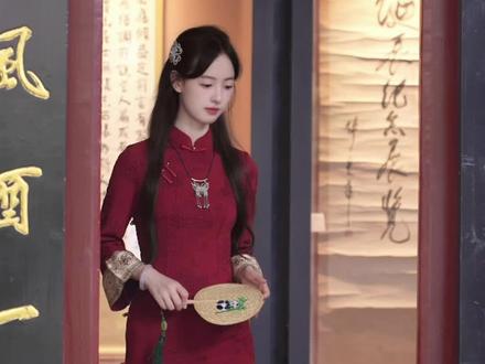 红色旗袍