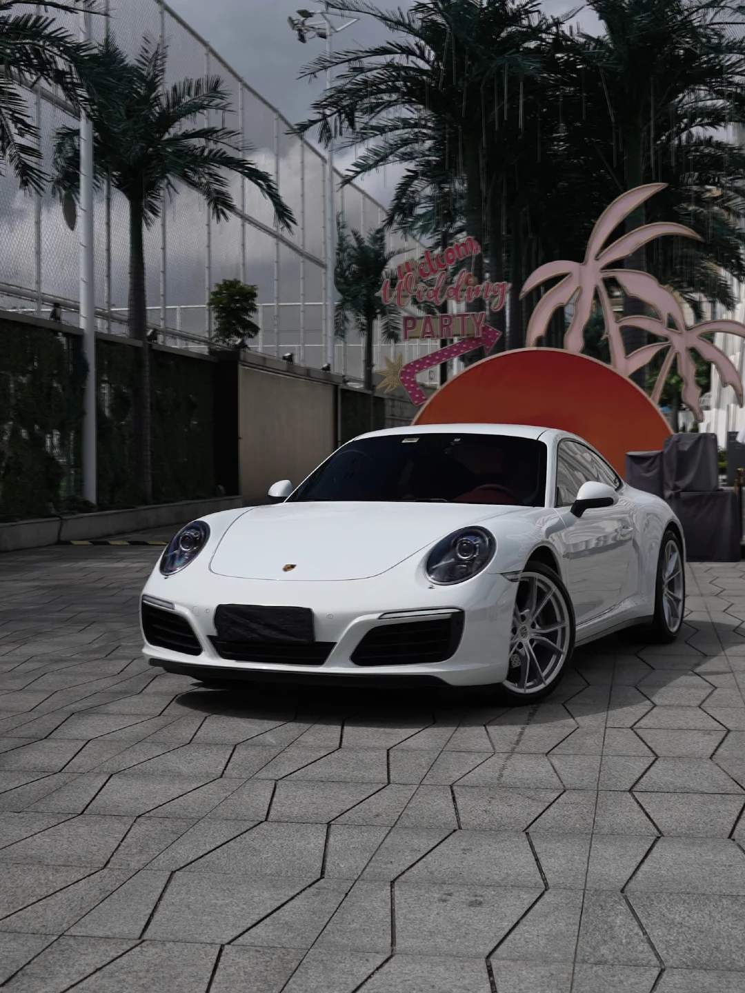 保时捷911Carrera 4