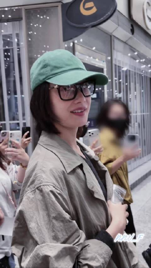 #倪妮[超话]#  老婆考完驾照记得要带哈妮们兜风哦[期待][么么哒][比耶] 我们准备好啦！时刻准