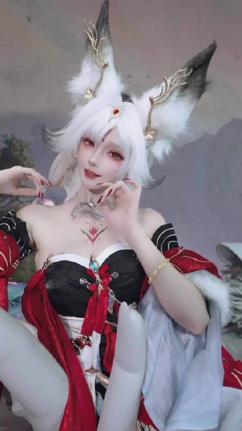 #鸣潮[超话]##鸣潮agf2026##鸣潮心月狐##COS[超话]# 御者