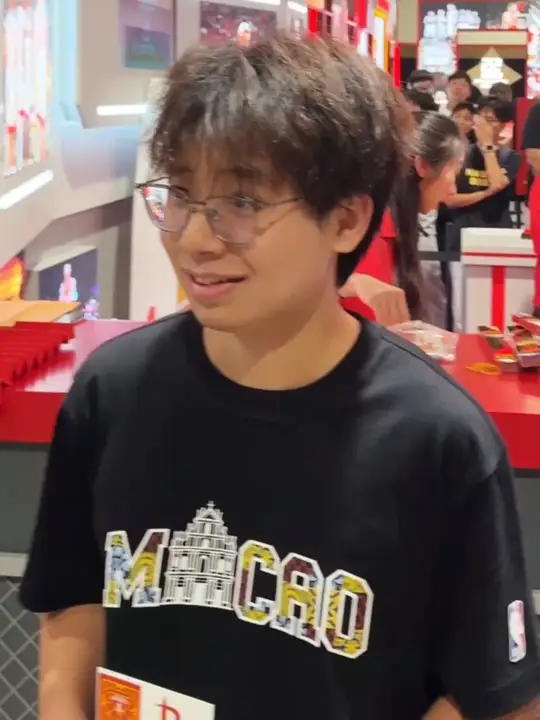 火箭🚀夺宝行动进行时ing  拿到Fan Day🏀门票的火蜜🔥每个人都很开心😁  明天继续NBA H
