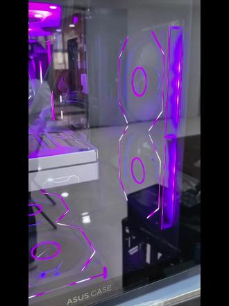 灯光即是浪漫，性能不负期待🖤💜 黑紫海景房上线