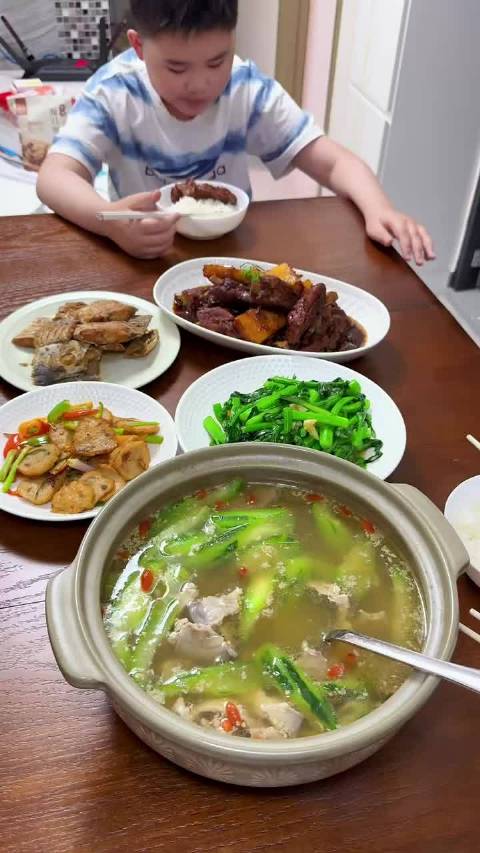 香港全职妈妈的晚餐：晚餐花了249块