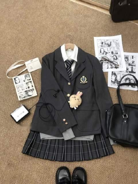 #jk[超话]#  冬天这么穿也太樱花妹啦！好有校供感
