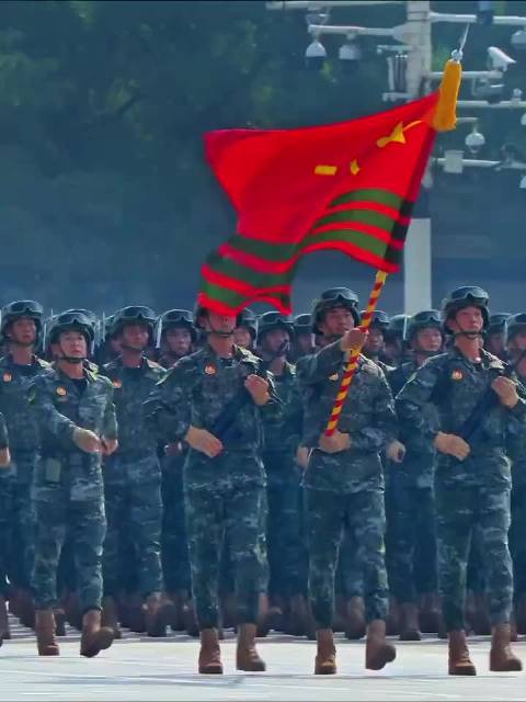 🇨🇳震撼时刻！威武霸气帅。 致敬，保家卫国！[威武]