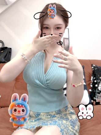 抛开身材不说  我确实抛不开