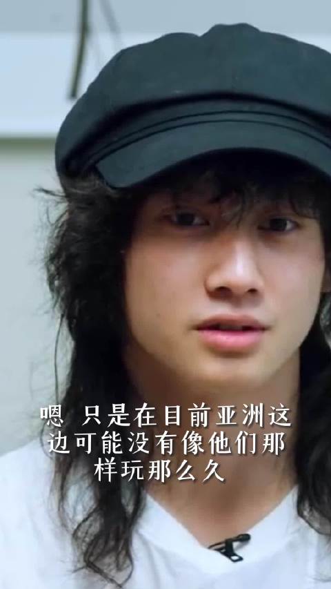 在伯克利和明星当同学是种什么感受？中阮Harry透露张钰琪、王源都是同届同学，大家聚在一起就是纯粹玩