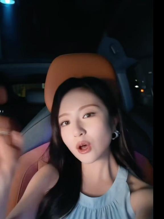 一闭眼睛想的就是李兰迪🤪