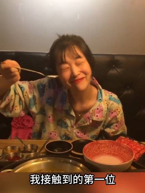 被雪莉资助的孩子不知她已离世 快人一步是先知，快人十步是疯子，认知高于常人却又无法改变现实社会的人注