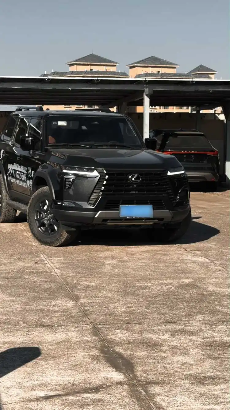 雷克萨斯-GX550h，硬派越野代表作之一，你会为他买单吗#雷克萨斯GX #场 #550一开天地入怀