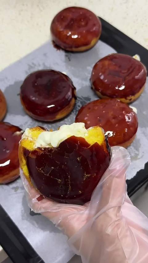 直观感受一下脆皮多拿滋的权威  ​​​