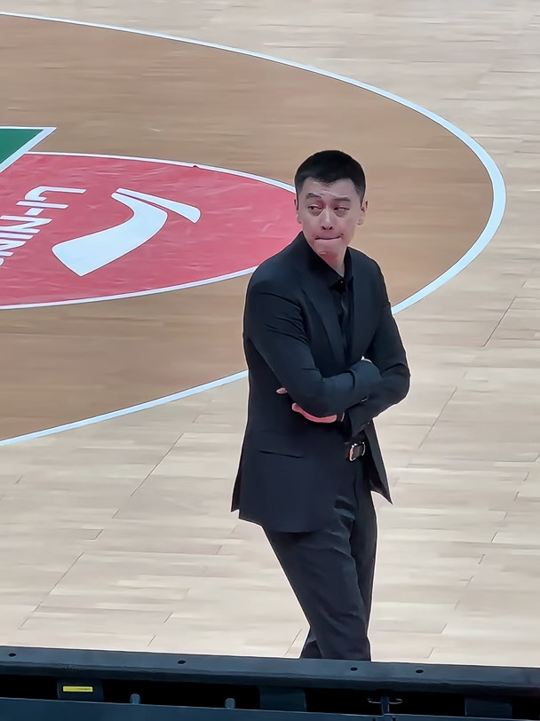 十一过后也该开赛了～再见面就是北京主帅了