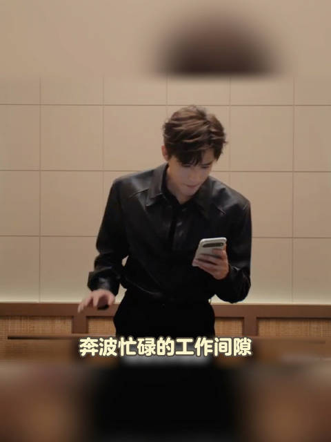 #华为阔直板今日开售#  不知道什么是质感大片的，可以来看看姚安娜王安宇了！ ​
