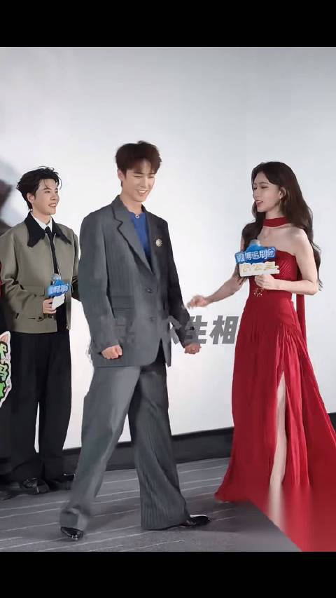 孟子义李昀锐两个已经尴尬到不行了，想卖也卖不动了，他俩再不解绑，就双方都没有好处
