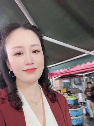 🌺没伞的孩纸～谁来接我呀😂