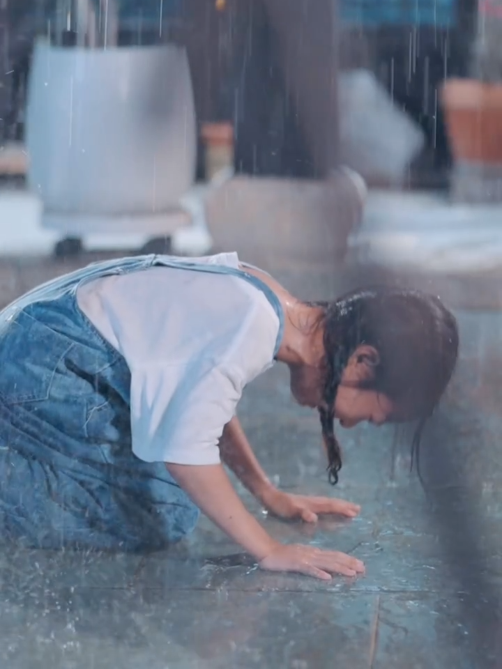 母亲苦寻二十年，女儿却沦为乞丐