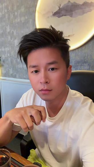 感谢平台，感谢粉丝家人们对佑佑佑的支持 今天走心不拍照，兄弟们散了吧，但是走之前得留下点啥！