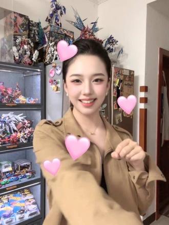 Let me see you hands up🙋🏻‍♀️🤎